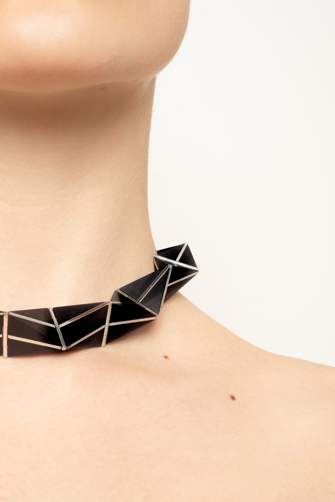 Acrylic Collier with White Gold | GEORG HORNEMANN